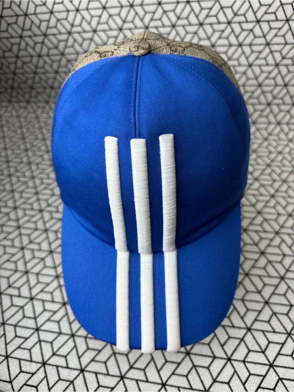 Gucci x adidas Double Sided Baseball Cap Blue/Beige size Large